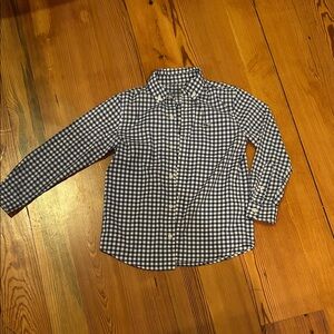 Boy’s Blue Checkered Vineyard Vines Shirt size 6